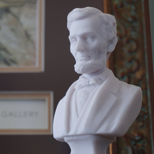 6 Inch Abraham Lincoln Bust (White) SC-001-087 – Design Master