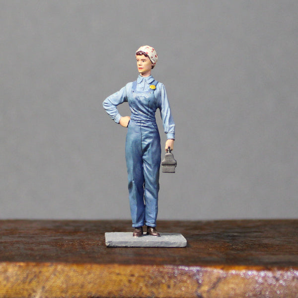 Miniature Collector's Figurine Rosie the Riveter